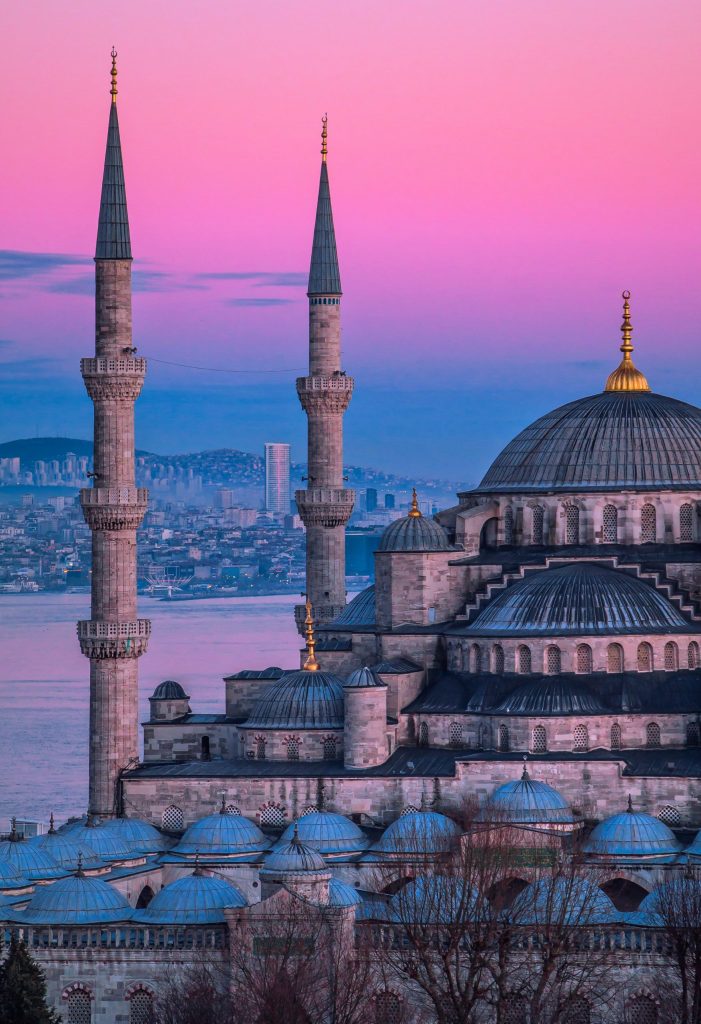 Photo by Fatih Yürür on Unsplash | Kuliah di Negara Turki bersama Afwaja Center