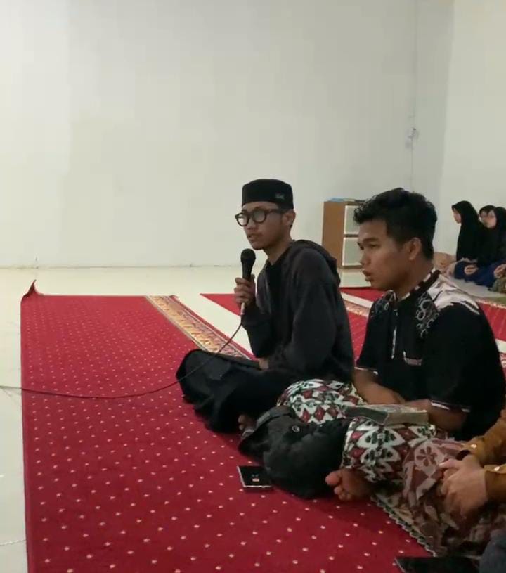 Kegiatan do'aa bersama di Mesjid Afwaja Center. Foto' Media Afwaja Center