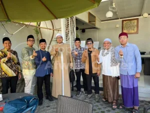 Pertemuan Para Pimpinan Ma'had dan Ketua Aslima dengan K.H. Zainul Majdi (Tuan Guru Badjang)