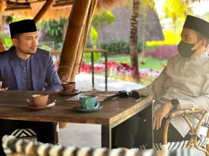 Pertemuan dan Ketua Aslima dan Afwaja Center dengan K.H. Zainul Majdi (Tuan Guru Badjang)