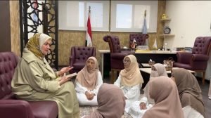 Para Mahasiswi Indonesia bersama Dr. Nahla, Penasehat Grand Syekh Al-Azhar, Foto: Dok.Afwaja