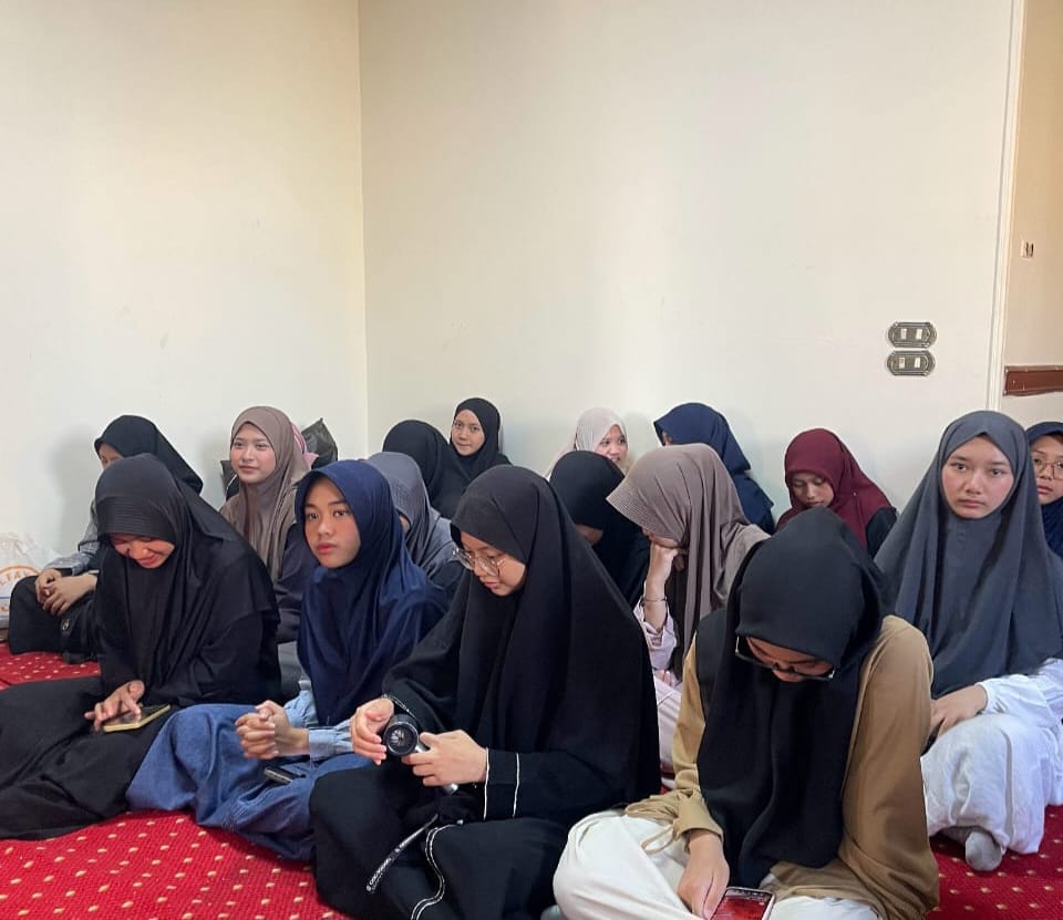 Kegiatan halal bi halal para santri Afwaja Center Boarding Mesir beberapa hari lalu, Foto: Dok.Afwaja