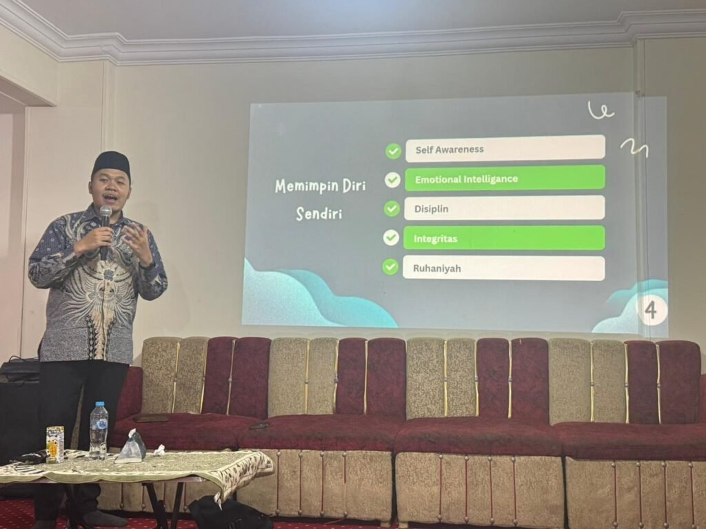Kegiatan Sekolah Kaderisasi Afwaja (SKA) yang disampaikan oleh Ustadz Wildan di aula Afwaja Center Mesir, Foto: Geisla