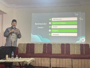 Kegiatan Sekolah Kaderisasi Afwaja (SKA) yang disampaikan oleh Ustadz Wildan di aula Afwaja Center Mesir, Foto: Geisla
