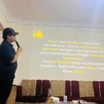 Ustadz Naufal, Komandan DKKM saat menyampaikan materi tentang keamanan di SKA, Foto: Dok.Afwaja