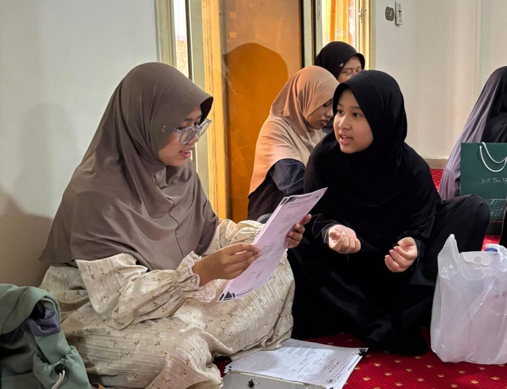 Santriwati Afwaja Center pada saat kegiatan evaluasi Afwaja Center Mesir, Foto: Dok.Afwaja